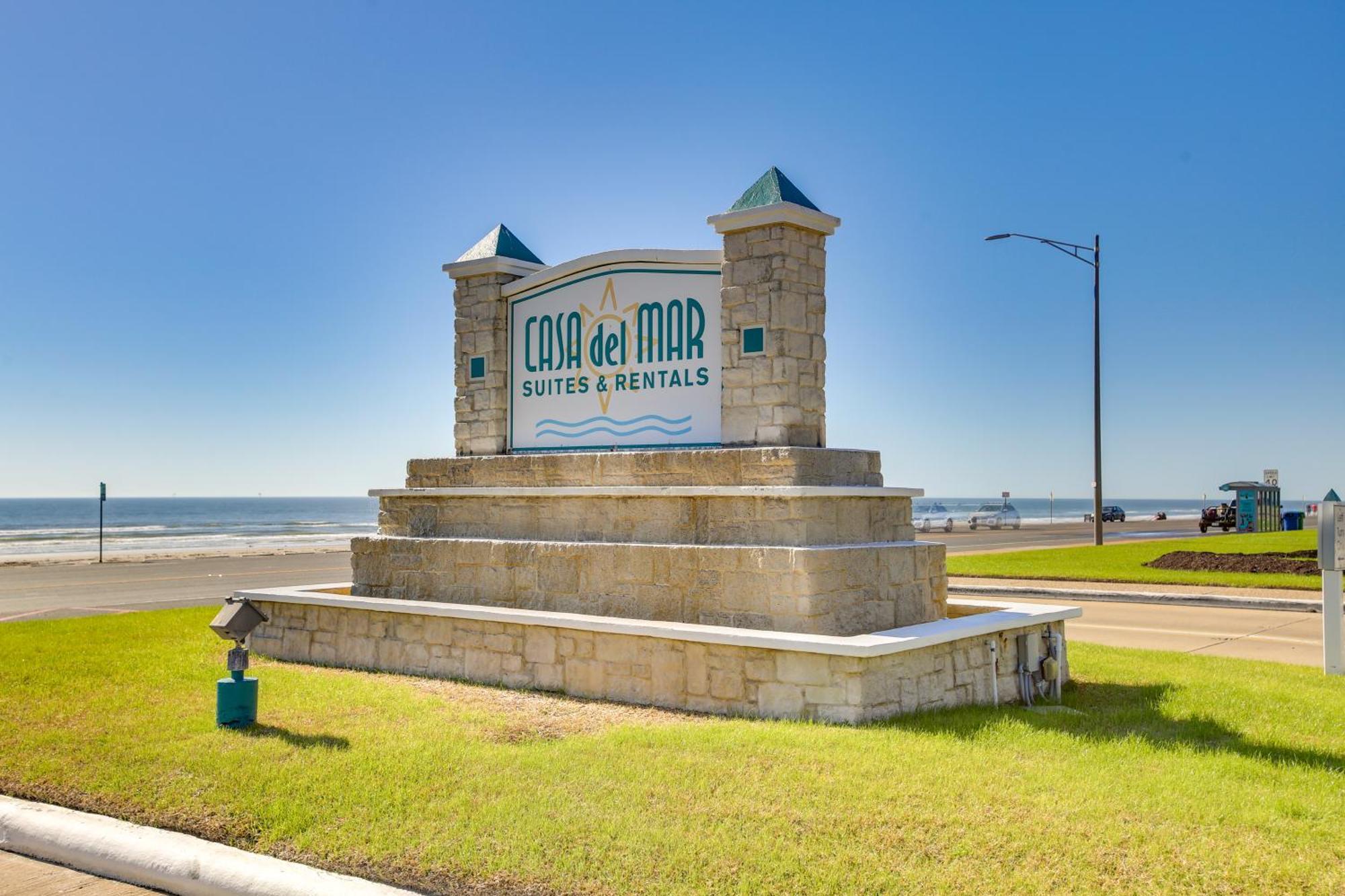 Galveston Retreat With Balcony And Gulf Views! Apartment Exterior photo